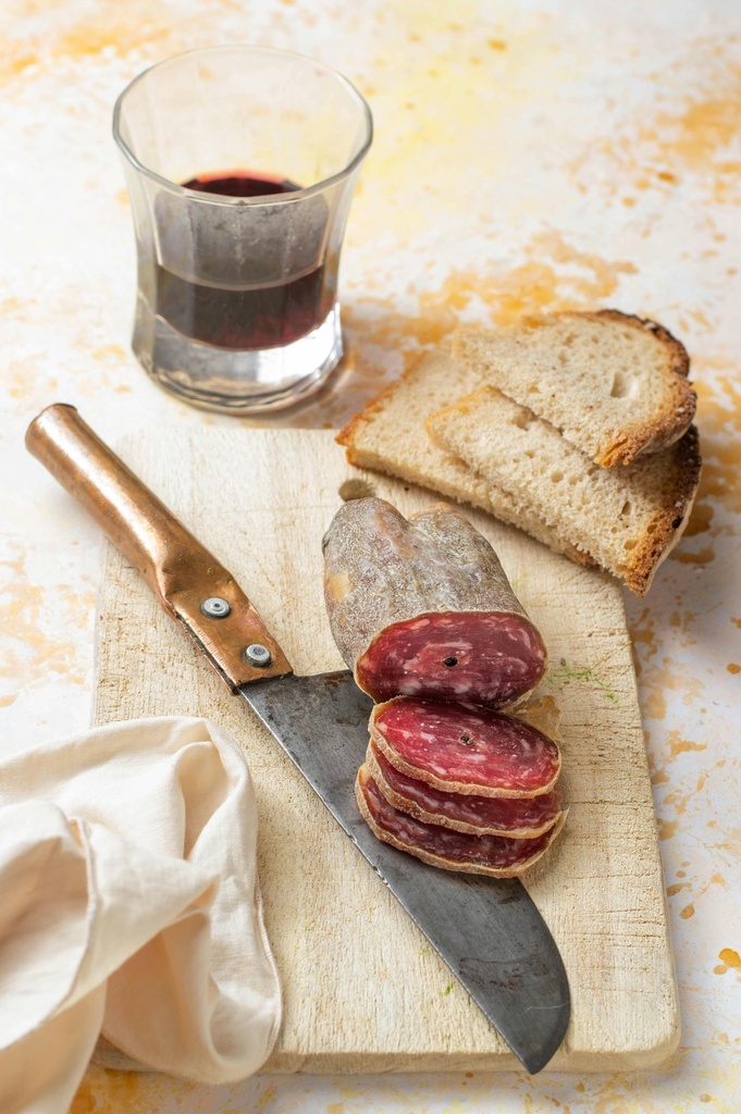 Saucisson aux noisettes